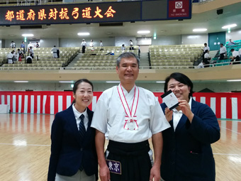 写真：第１回都道府県対抗弓道大会